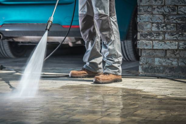 Best Driveway Pressure Washing  in Yellville, AR